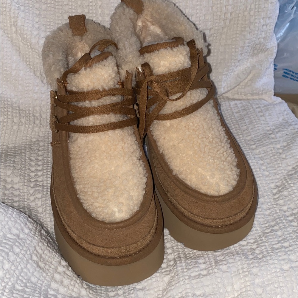 UGG Tan and Cream Fur-Lined New Heights boots